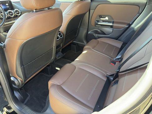 Used 2022 Mercedes-Benz GLA 250 4MATIC image 35