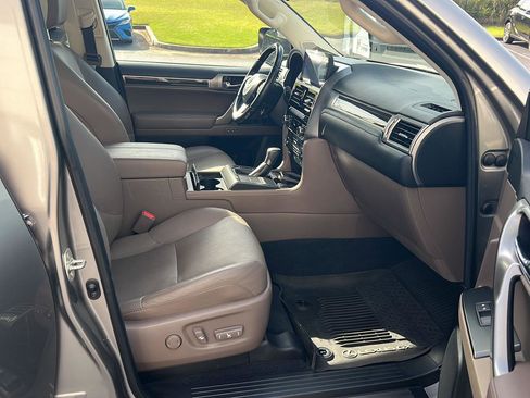 Certified 2023 Lexus GX 460 Luxury w/ Sport Design Package AWD/4WD image 14