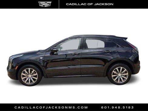 Certified 2023 Cadillac XT4 Sport FWD image 3
