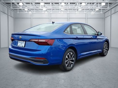 Certified 2023 Volkswagen Jetta S image 6