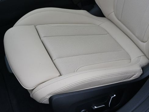 Used 2026 BMW i4 xDrive40i w/ Premium Package AWD/4WD image 27