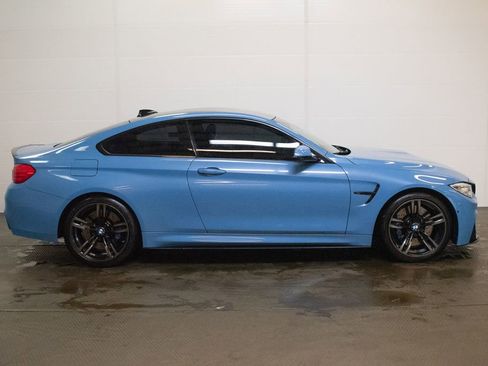 Used 2017 BMW M4 Coupe RWD image 3