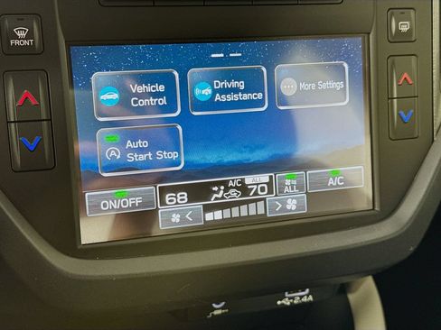 Used 2025 Subaru Forester AWD/4WD image 18