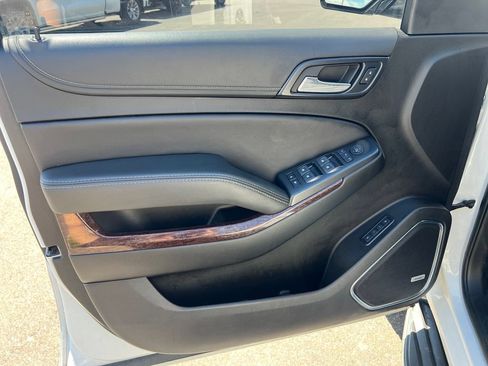 Used 2019 GMC Yukon XL SLT AWD/4WD image 21