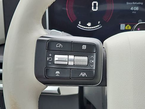 Used 2025 Hyundai Santa Fe SEL AWD/4WD image 20