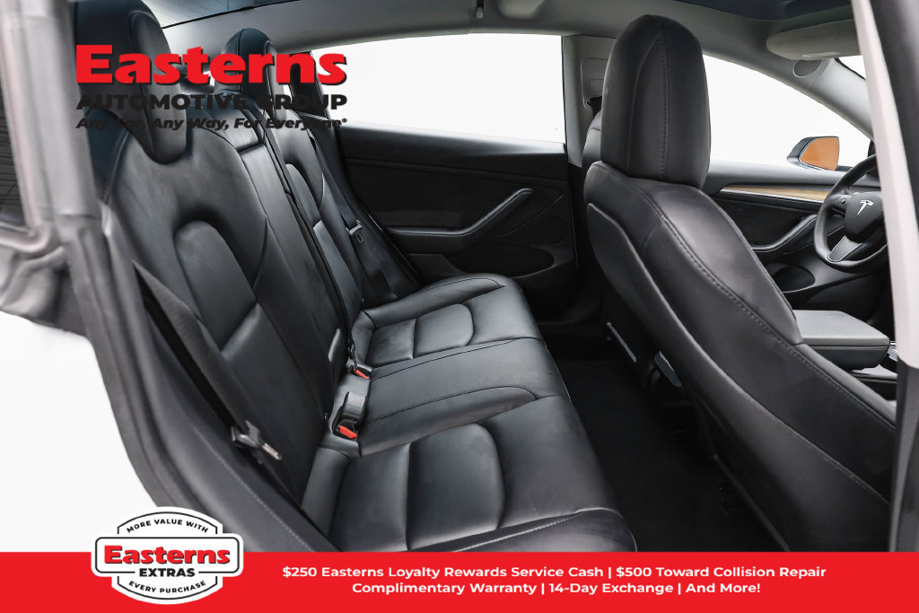 Used 2022 Tesla Model 3 Long Range AWD/4WD image 18