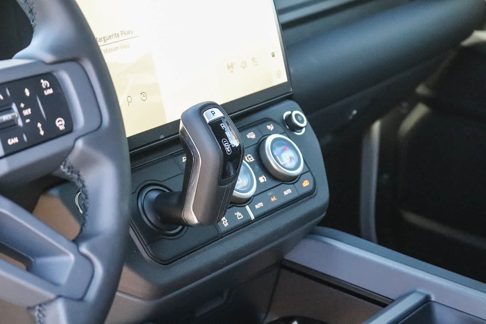 New 2026 Land Rover Defender 110 S AWD/4WD image 19
