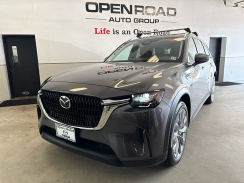 Certified 2026 MAZDA CX-90 Plug-In Hybrid w/ Preferred AWD/4WD image 1
