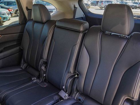 Used 2022 Acura MDX FWD w/ Technology Package image 31