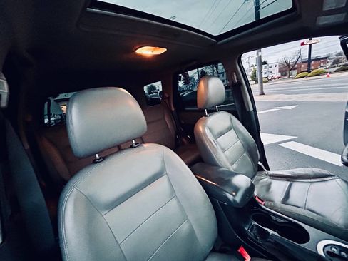 Used 2006 Ford Escape XLT image 29