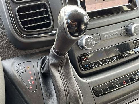 New 2026 RAM ProMaster 2500 w/ Convenience Group FWD image 31