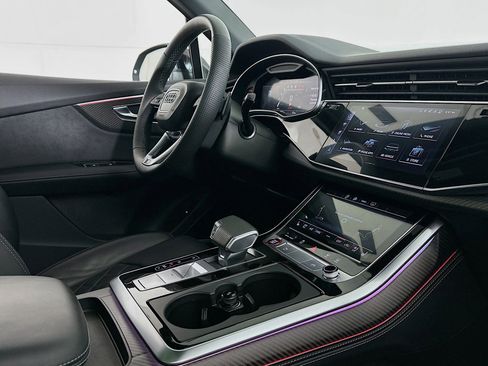 Used 2025 Audi SQ7 Premium Plus w/ Executive Package image 31