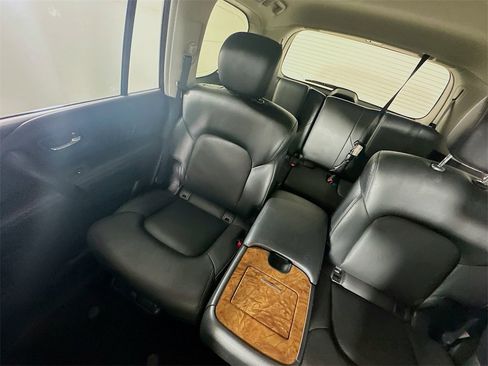 Used 2024 Nissan Armada SL w/ Captain's Chairs Package image 12