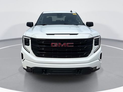 Used 2023 GMC Sierra 1500 Elevation w/ X31 Off-Road Package AWD/4WD image 2
