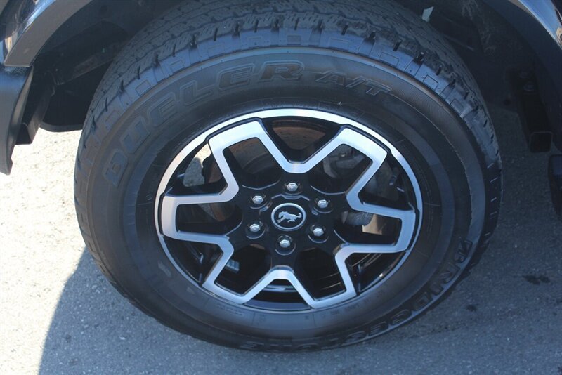 Used 2023 Ford Bronco Outer Banks AWD/4WD image 28