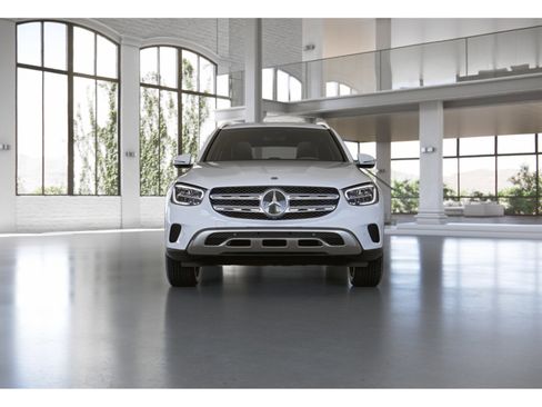 Certified 2022 Mercedes-Benz GLC 300 4MATIC image 38