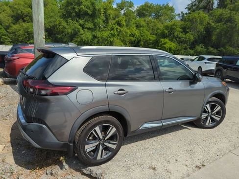 Certified 2021 Nissan Rogue SL w/ Premium Package FWD image 2