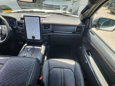 Used 2023 Ford Expedition Max Platinum AWD/4WD image 29