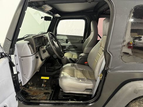Used 1998 Jeep Wrangler SE AWD/4WD image 8