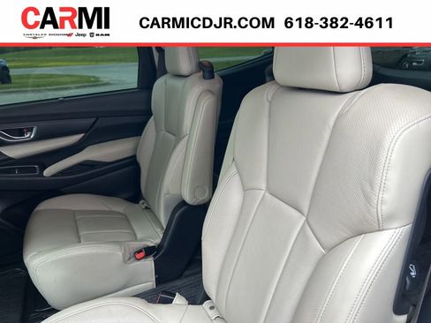Used 2019 Subaru Ascent Limited AWD/4WD image 37