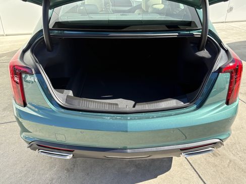 New 2026 Cadillac CT5 Premium Luxury image 9