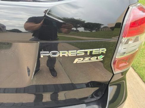 Used 2015 Subaru Forester 2.5i Premium w/ Popular Package #2 AWD/4WD image 5