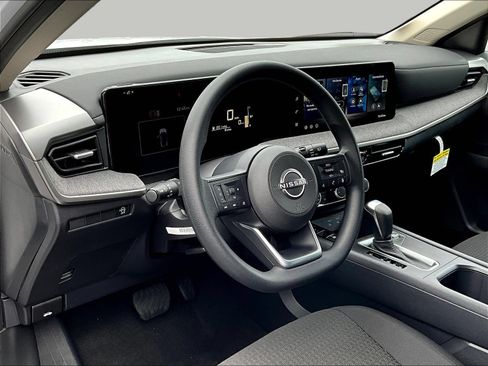 New 2026 Nissan Kicks S FWD image 7