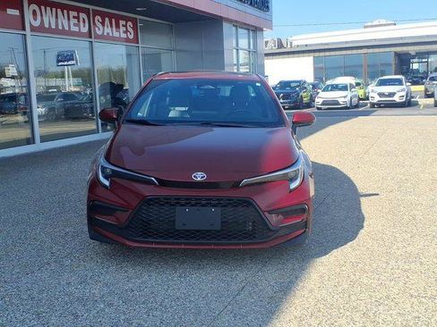 Certified 2024 Toyota Corolla SE w/ SE Premium Package FWD image 21