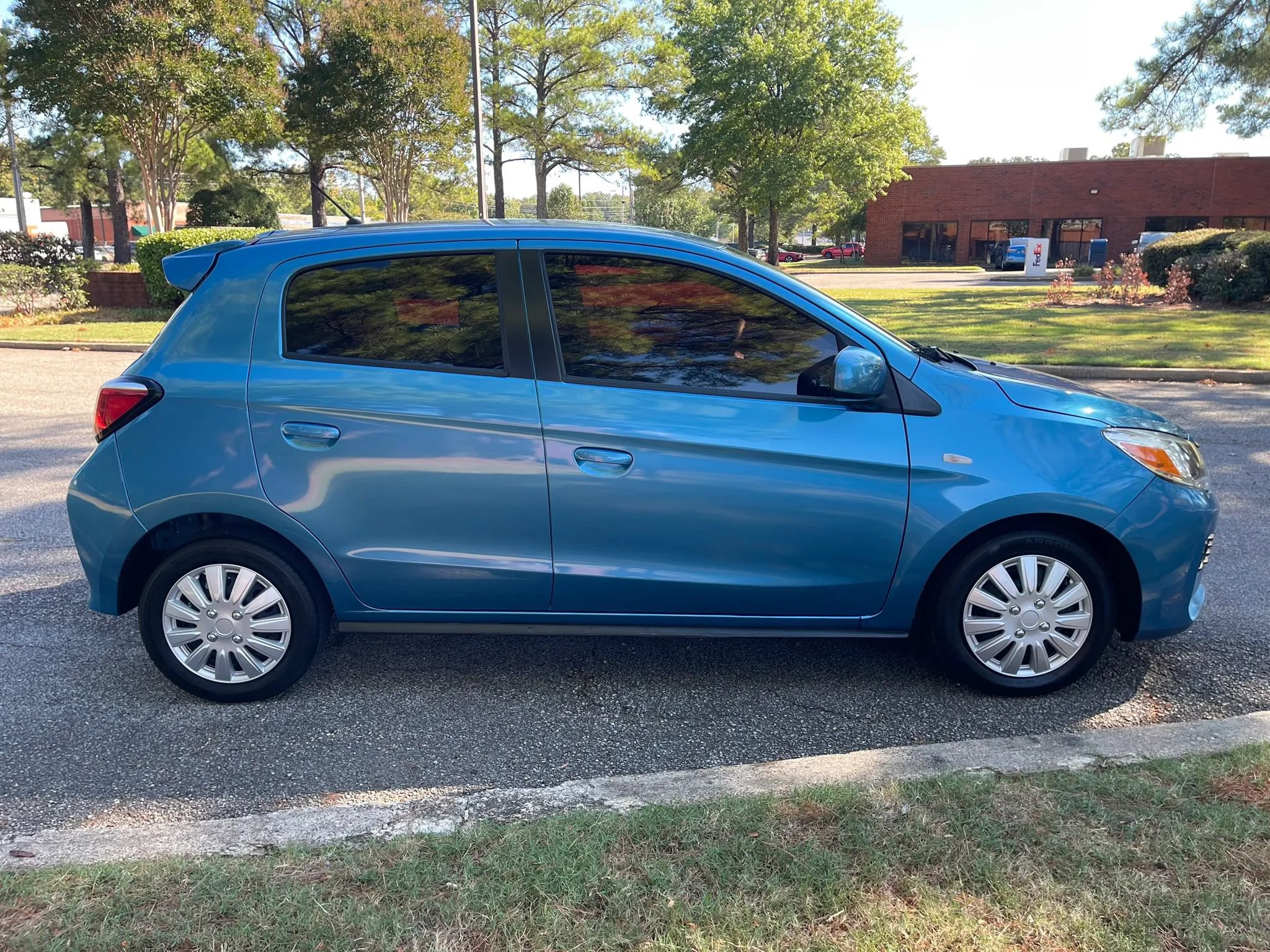 Used 2022 Mitsubishi Mirage LE FWD image 6