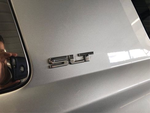 Used 2019 GMC Yukon XL SLT w/ Open Road Package image 23