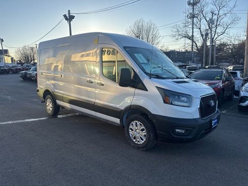 New 2026 Ford Transit 250 148 Medium Roof w/ Exterior Upgrade Package RWD image 33