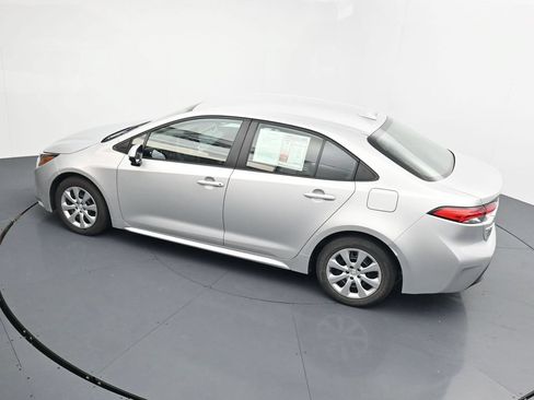 Used 2023 Toyota Corolla LE FWD image 27