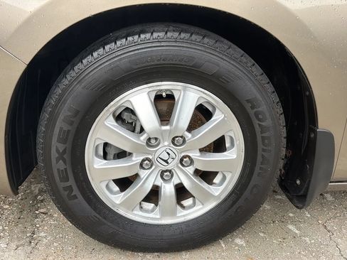 Used 2010 Honda Odyssey EX-L image 29