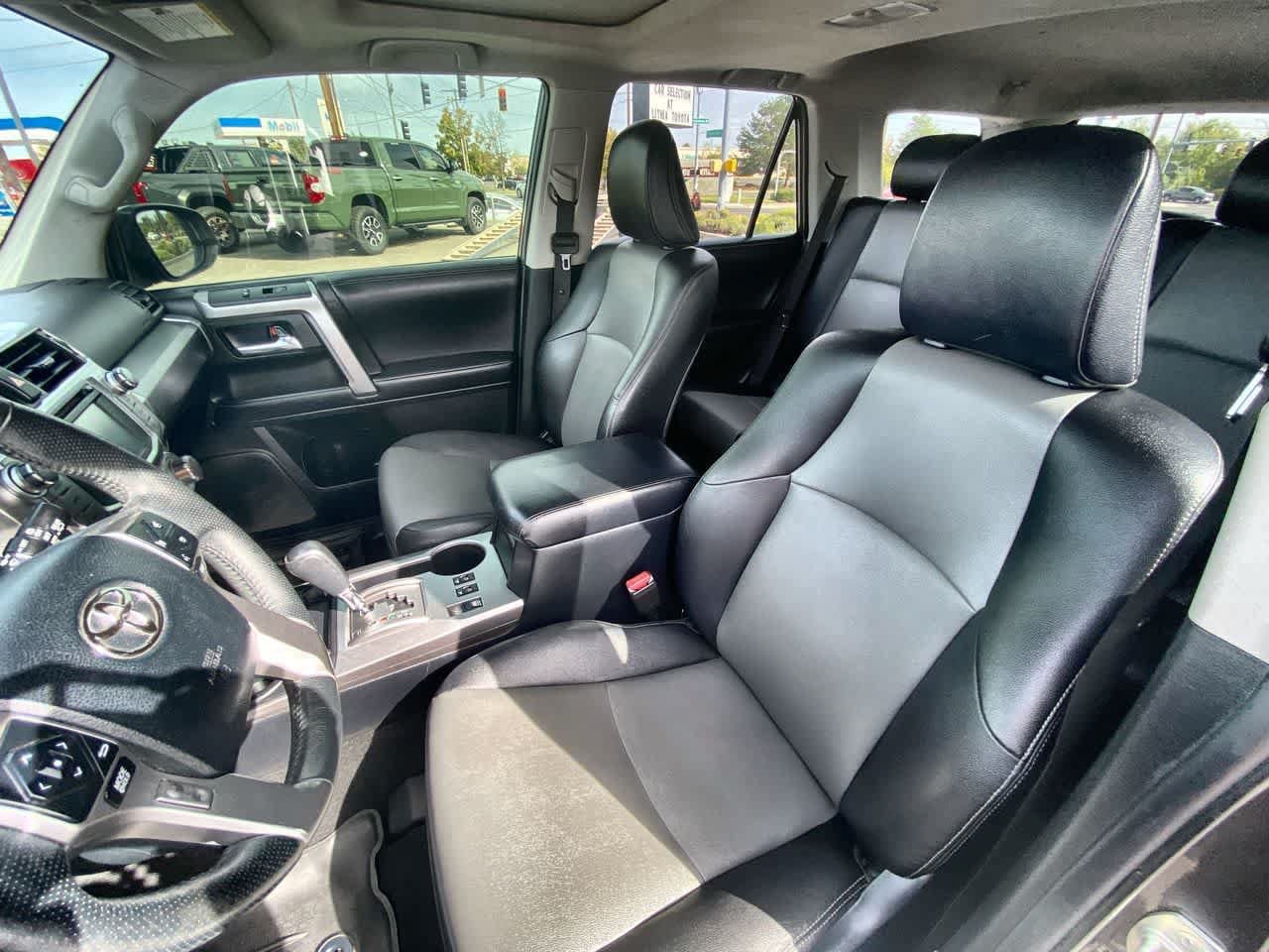 Used 2018 Toyota 4Runner SR5 Premium AWD/4WD image 11
