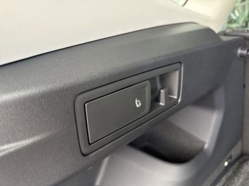 New 2026 Volkswagen Tiguan S image 41