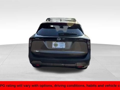 Used 2026 Nissan Kicks SV w/ Cold Weather Package image 6