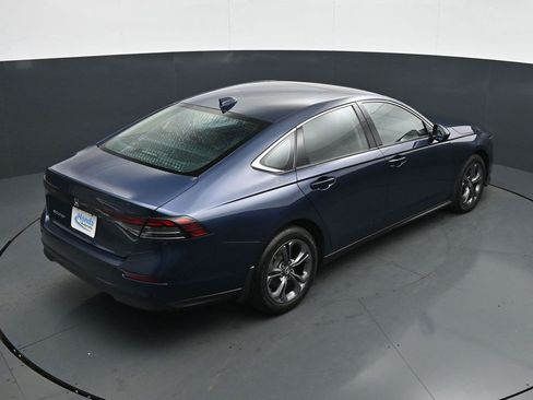 Used 2023 Honda Accord EX image 19