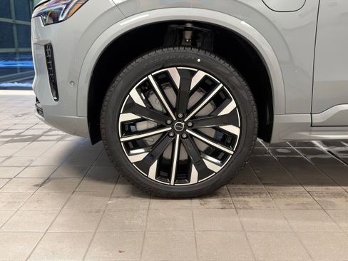 New 2026 Volvo XC90 T8 Ultra w/ Protection Package AWD/4WD image 9