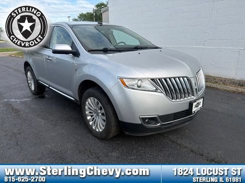 Used 2013 Lincoln MKX AWD image 7