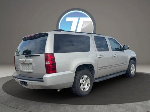 Used 2007 Chevrolet Suburban LTZ w/ LTZ Preferred Equipment Group image 8