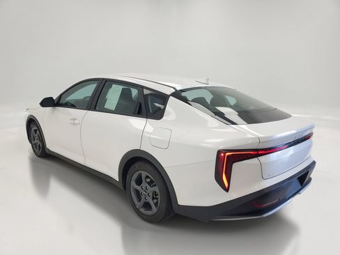 Used 2025 Kia K4 FWD image 5