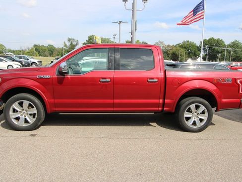 Used 2015 Ford F150 Platinum w/ Equipment Group 701A Luxury AWD/4WD image 5