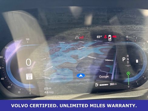 Certified 2025 Volvo XC40 B5 Plus AWD/4WD image 26
