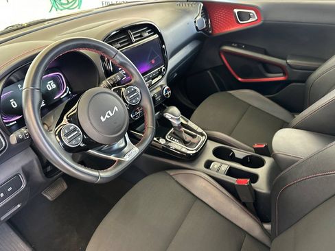 Certified 2023 Kia Soul GT-Line w/ GT-Line Technology Package FWD image 10