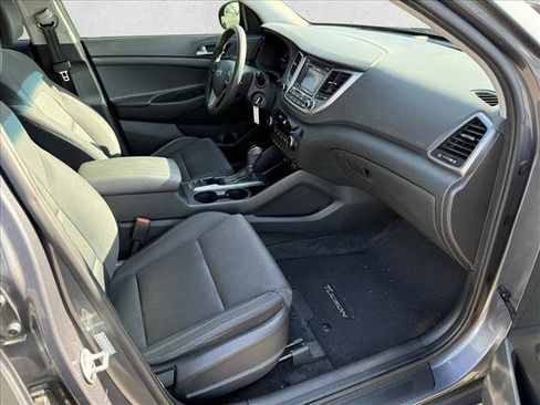 Used 2017 Hyundai Tucson SE FWD image 18