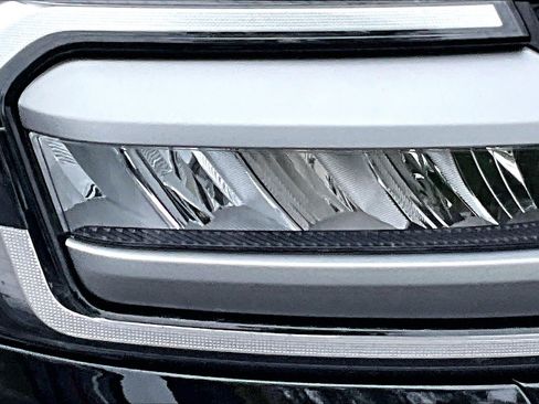 Used 2023 Ford Expedition XLT AWD/4WD image 30