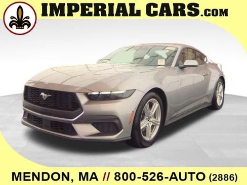 Used 2026 Ford Mustang Premium RWD image 4