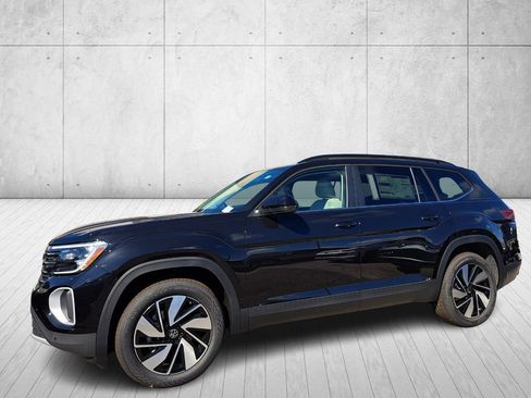 New 2026 Volkswagen Atlas SE image 8