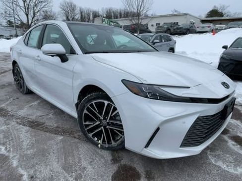 New 2026 Toyota Camry XLE image 8