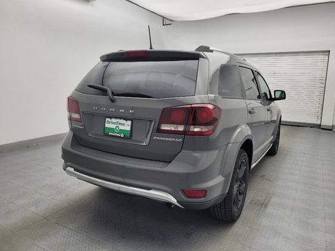 Used 2020 Dodge Journey Crossroad w/ Popular Equipment Group FWD image 7